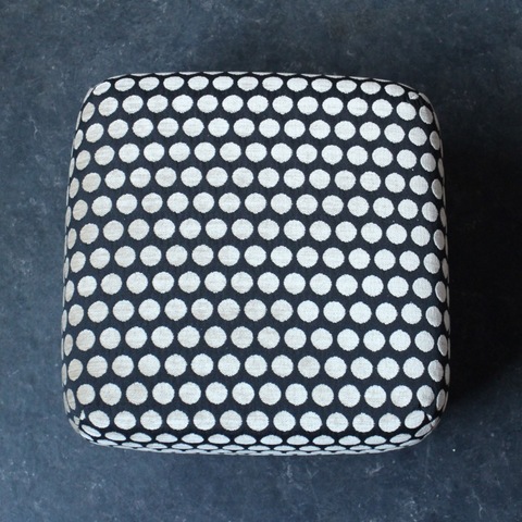 子ども用オットマン【dot】キッズスツール