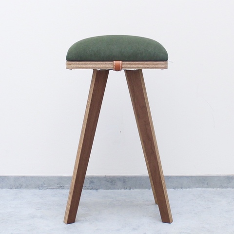 『kakumoko』high  stool /khaki & walnat（突板）