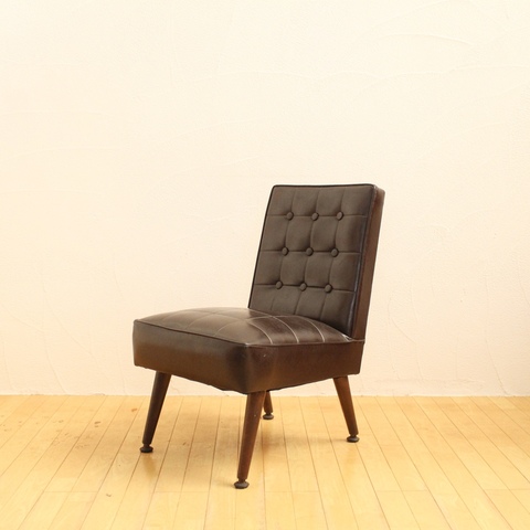 used 一人掛けチェア　ボタンチェア