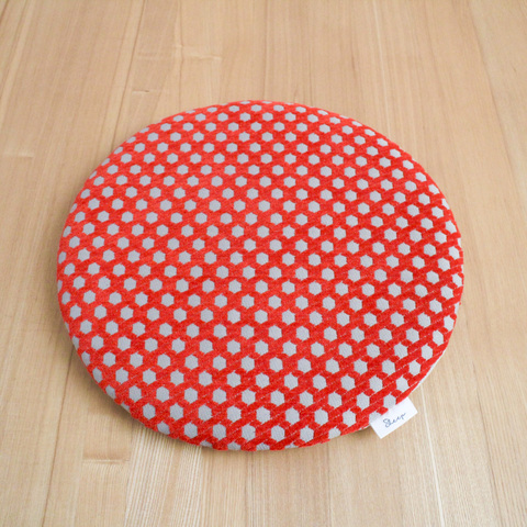 座布団/chair pat /丸型 red dot