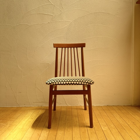 usedリメイクチェア　松田家具　ドット柄